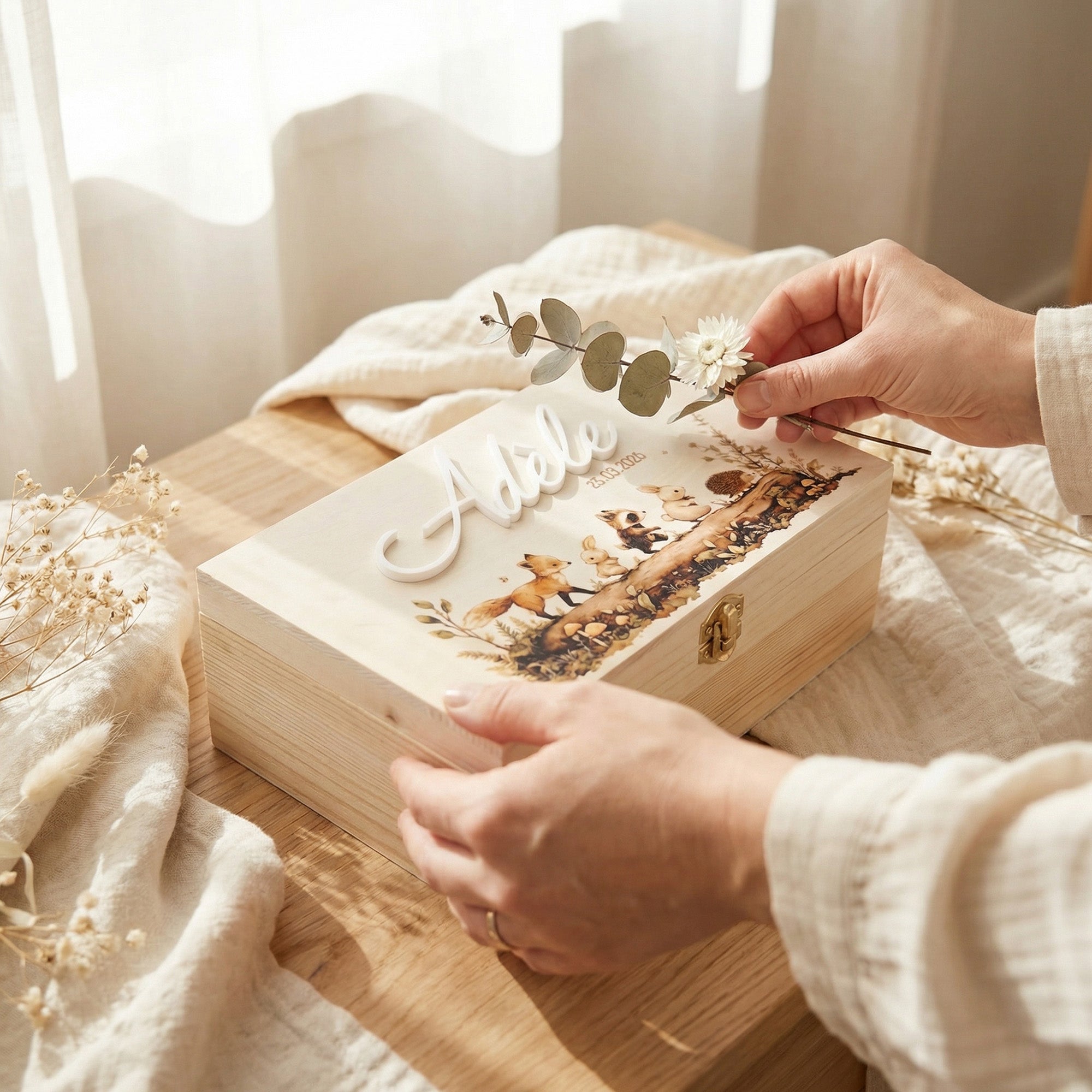 Cadeau de naissance original – Coffret souvenir bébé en bois à personnaliser